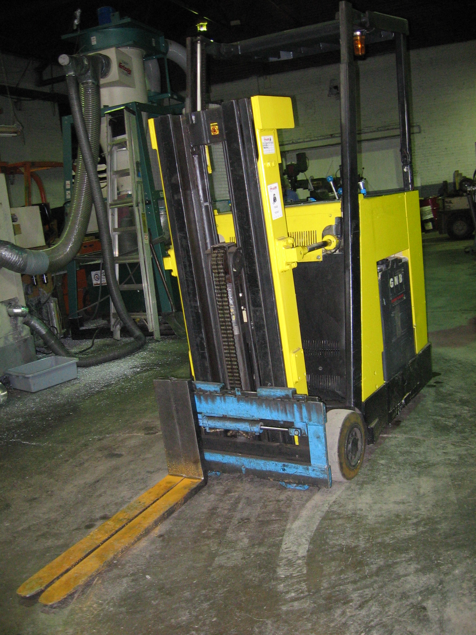 Crown 40RCTTS Electric Forklift SN W73770 Zedco Machinery